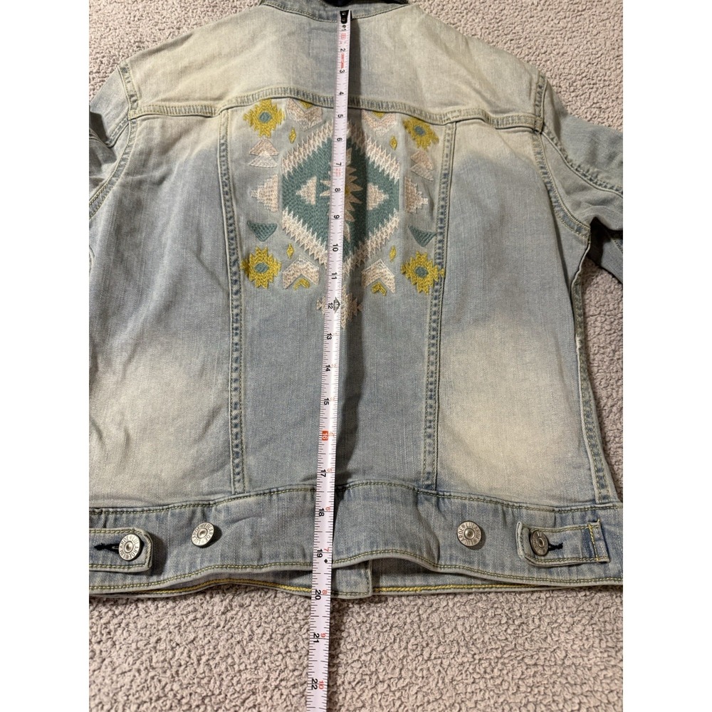 LulaRoe Denim Jacket Women's XS Embroidered Harvey Design Southwestern Aztec - Picture 11 of 11